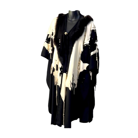 ESJ GREGOR Design Studio “NIGHT’S LEGEND” black & white coat, one size - Picture 1 of 10